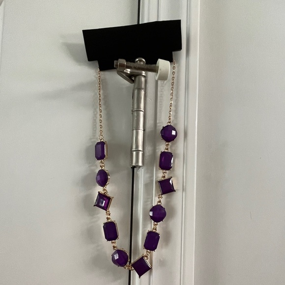 FASHION NECKLACE! NWOT! - Picture 2 of 3